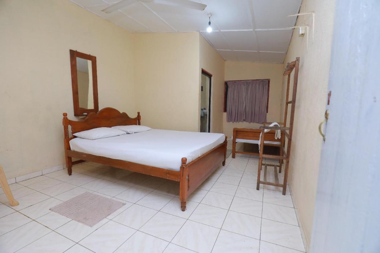 The Duchess Old Hotel Matara Exterior photo